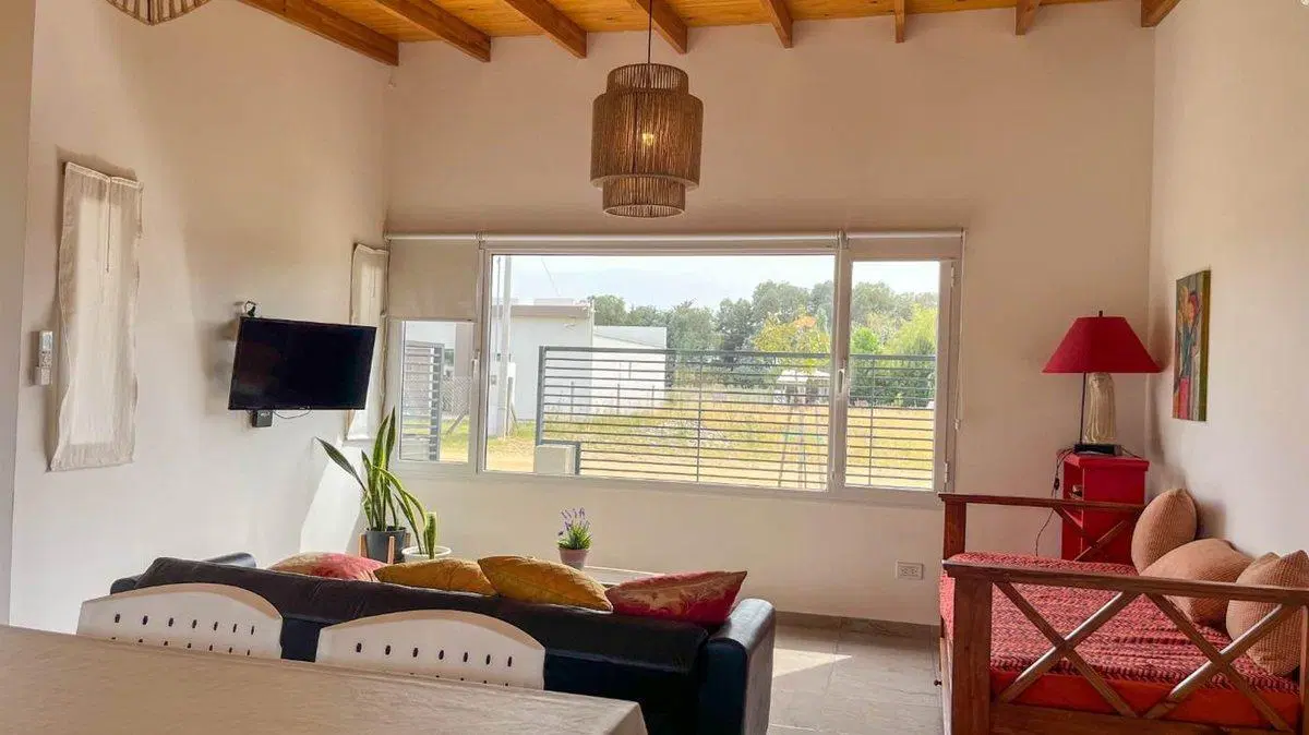 EN VENTA CASA EN GARDEY A MINUTOS DE TANDIL 2