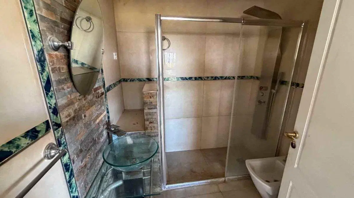 CASA 5 AMBIENTES A ESTRENAR VILLA DEL LAGO TANDIL 4