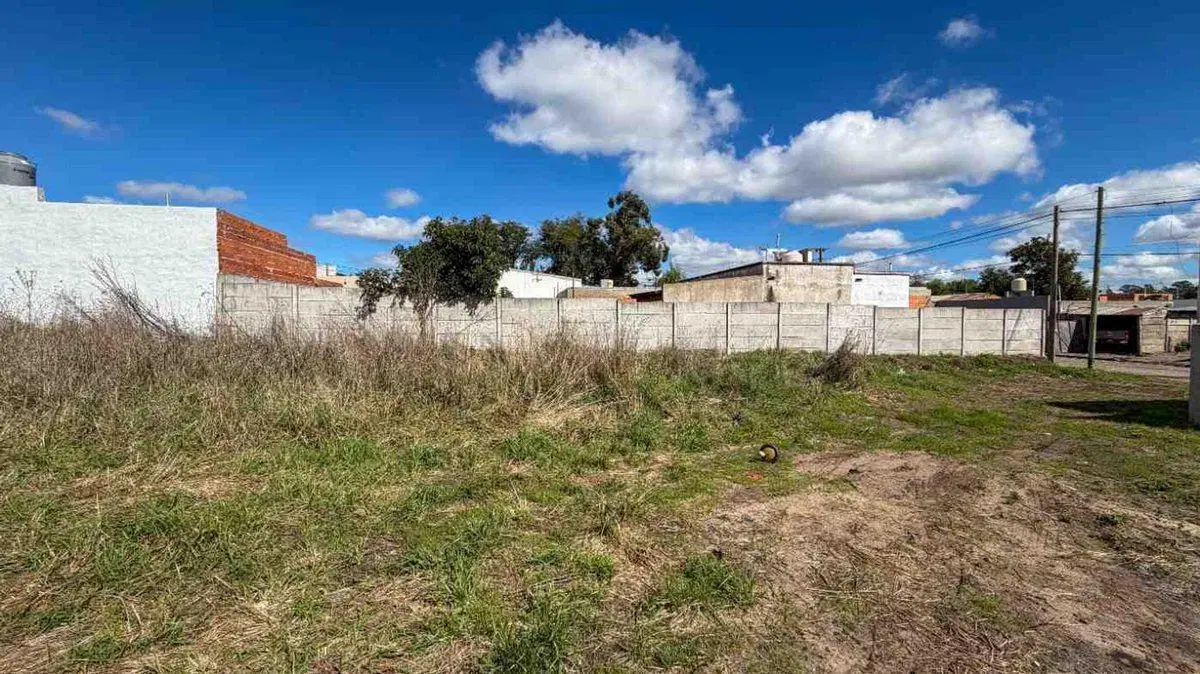 LOTE AMPLIO EN EL TROPEZON TANDIL 3
