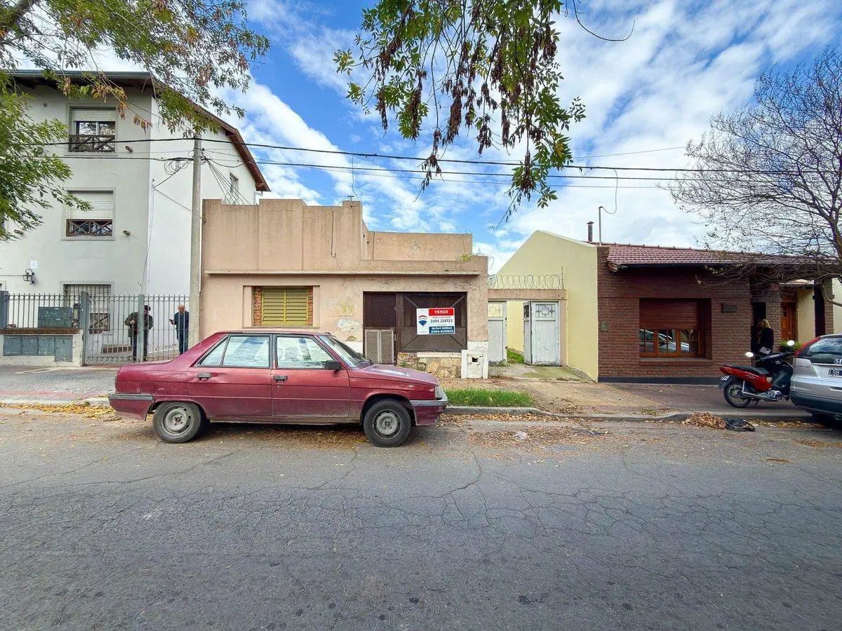 VENTA EXCELENTE LOTE CENTRICO ALBERDI 900 3
