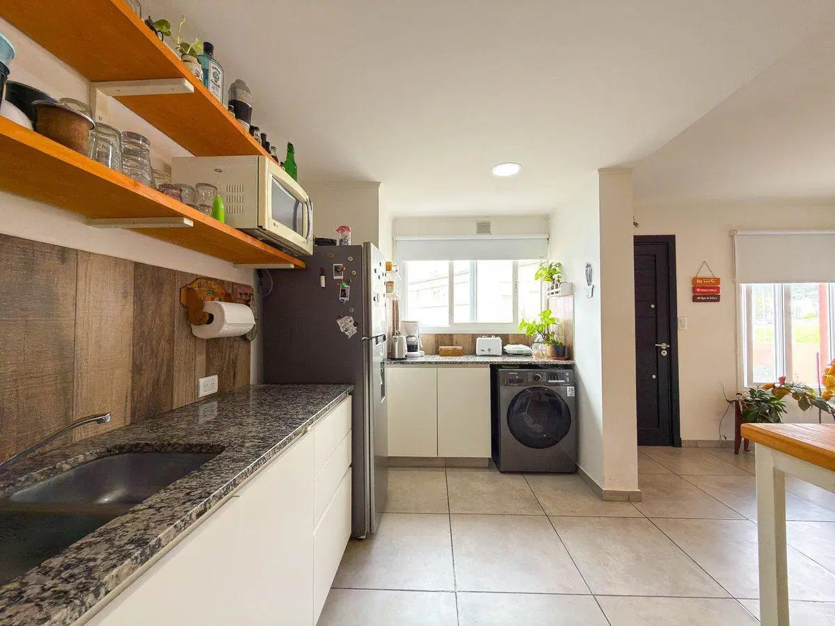 VENTA DEPARTAMENTO 2 DORMITORIOS CON PATIO TANDIL 5