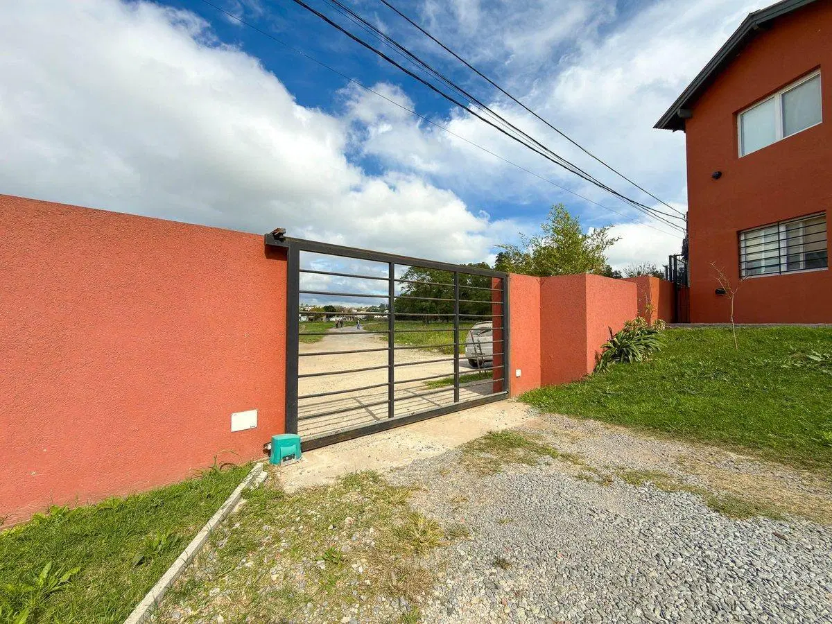 VENTA DEPARTAMENTO 2 DORMITORIOS CON PATIO TANDIL 4