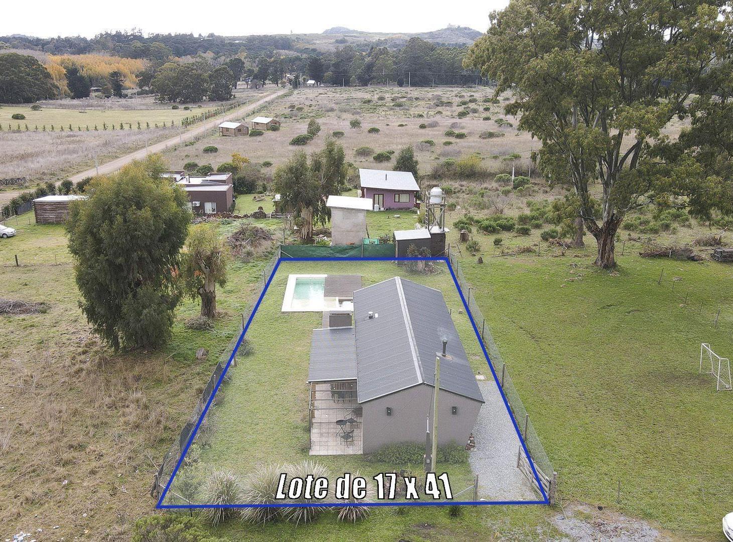 CASA 2 DORMITORIOS VENTA TANDIL CON PILETA