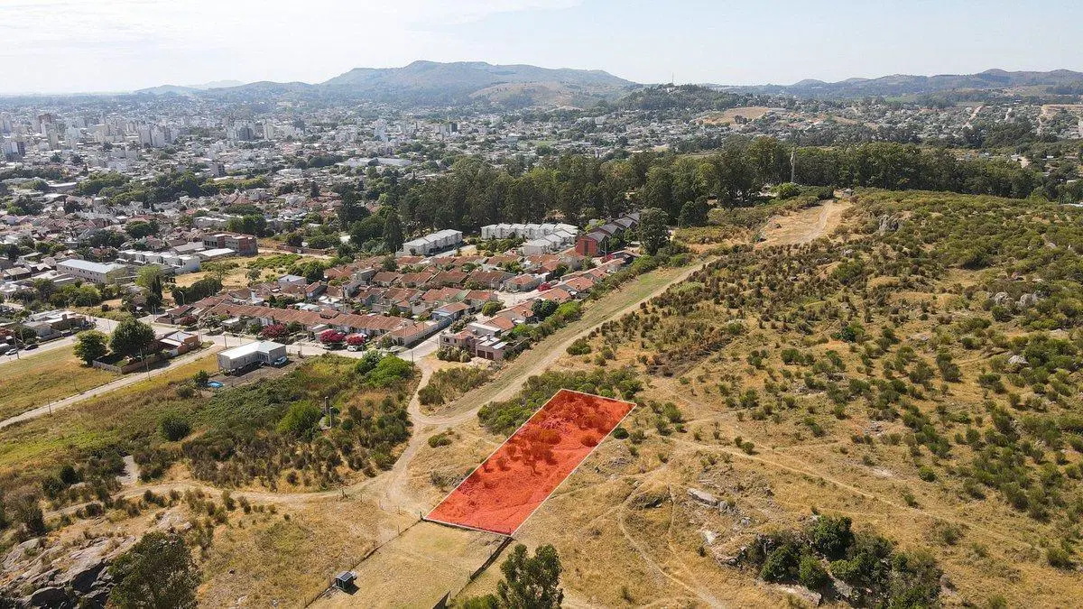Lote en venta, zona Calvario, semi centro, Tandil 4