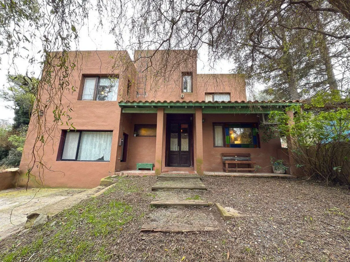 Casa en Venta UNCAS con 3 Dormitorios 2