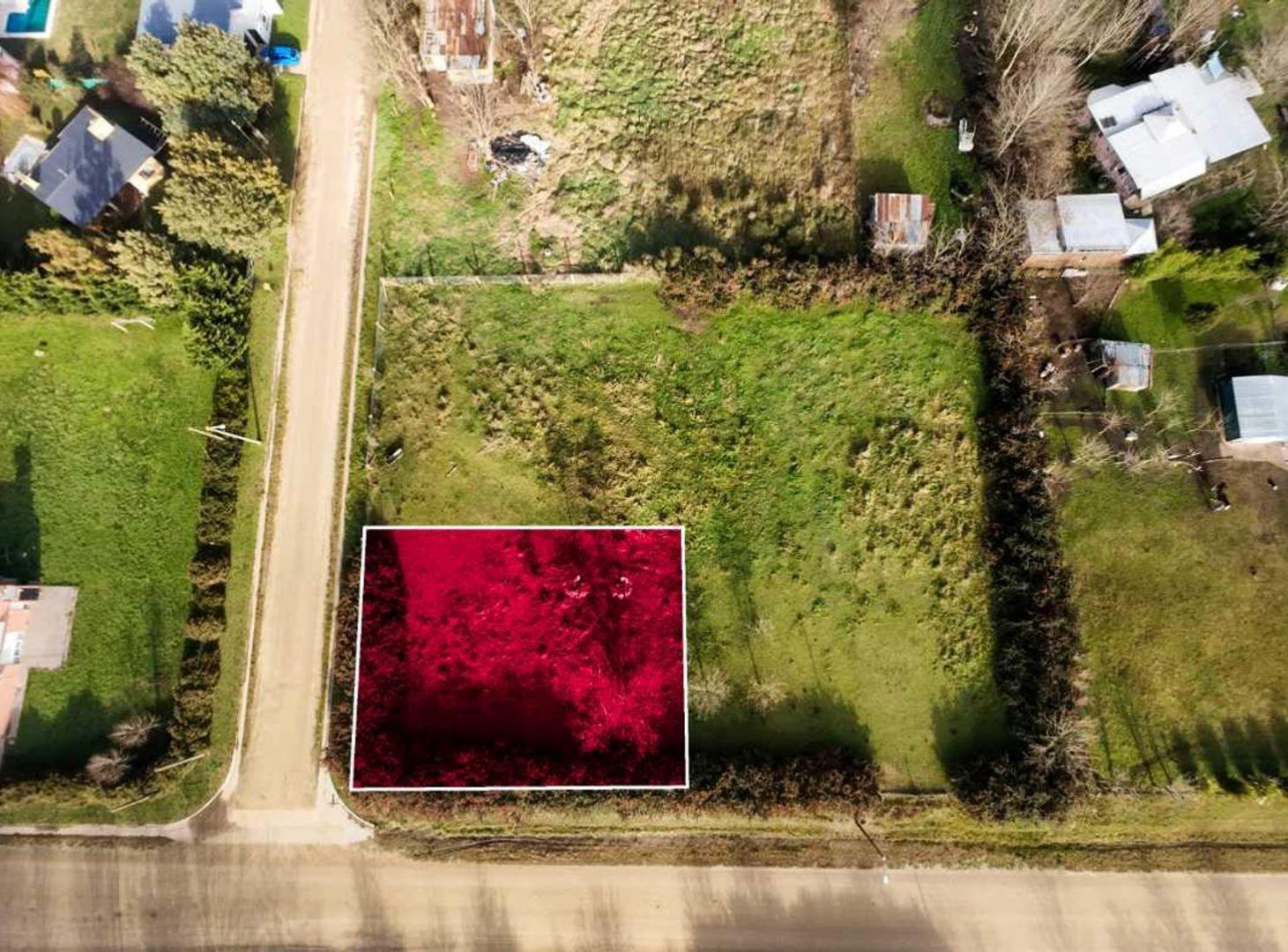 LOTE AMPLIO EN GARDEY ESQUINA TANDIL