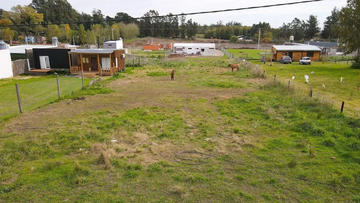 VENTA O PERMUTA AMPLIO LOTE ZONA LA ELENA 2