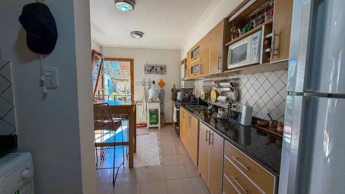 CASA EN VENTA CON PILETA CLIMATIZADA EN OLAVARRIA 5