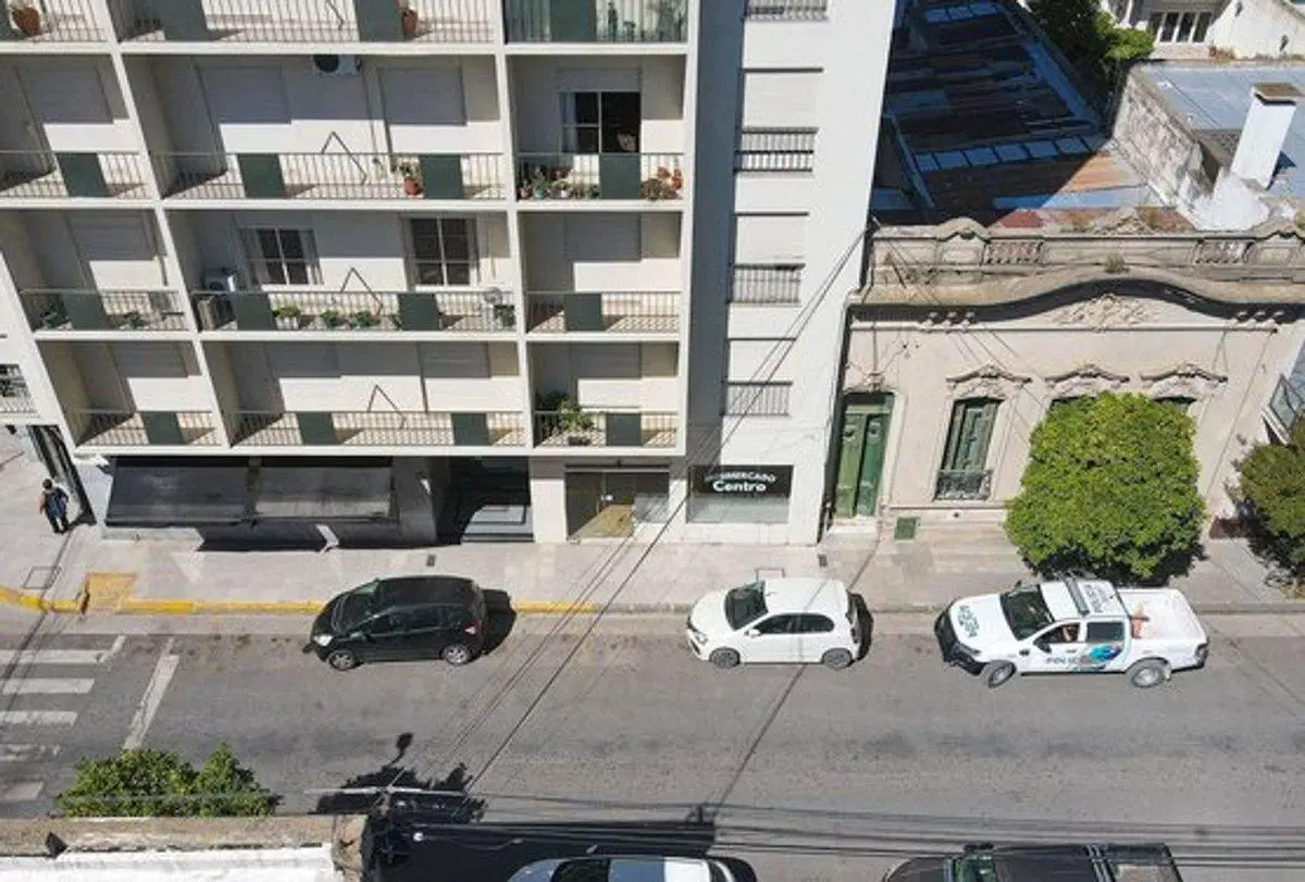 LOCAL EN VENTA CENTRO AZUL 3