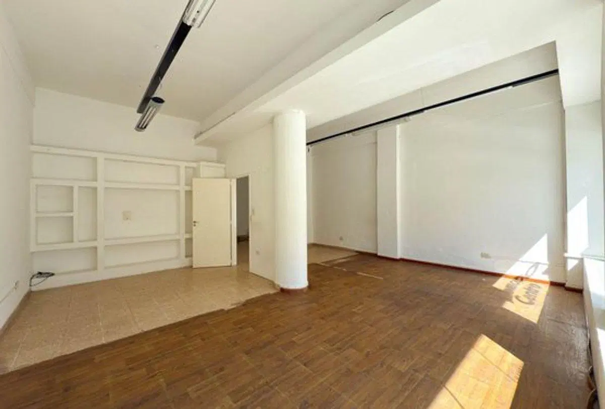 LOCAL EN VENTA CENTRO AZUL 5
