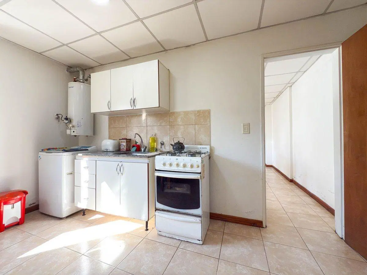 CASA EN VENTA DE DOS DORMITORIOS EN TANDIL 4