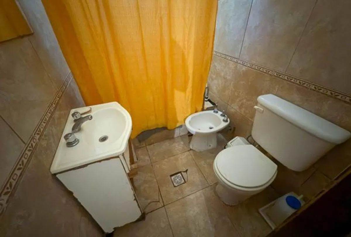 LOTE EN VENTA CON DOS VIVIENDAS Ideal Inversión 2