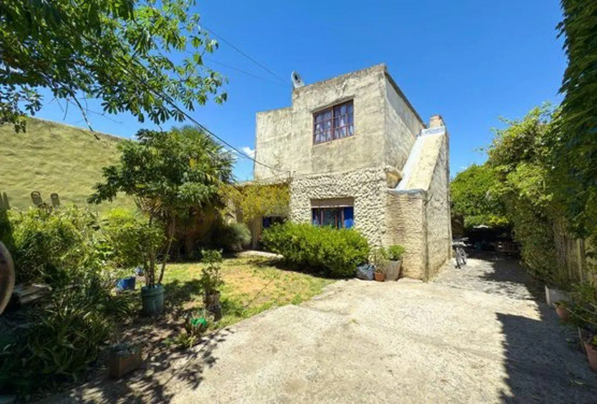 LOTE EN VENTA CON DOS VIVIENDAS Ideal Inversión 3