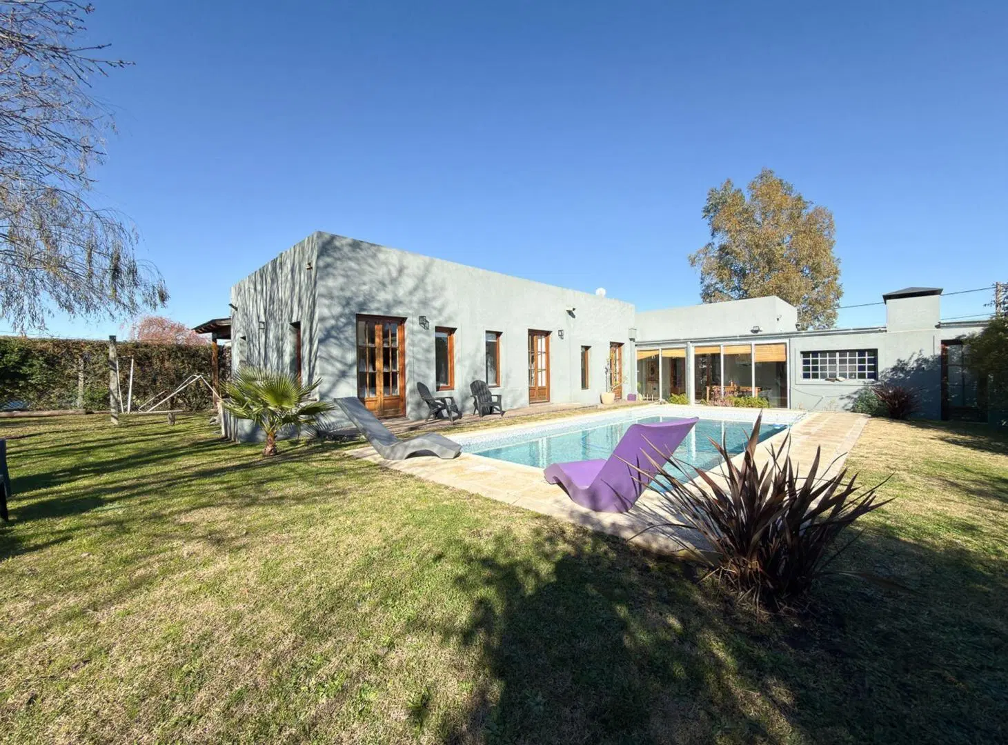 VENTA AMPLIA CASA ZONA LA RURAL TANDIL 3