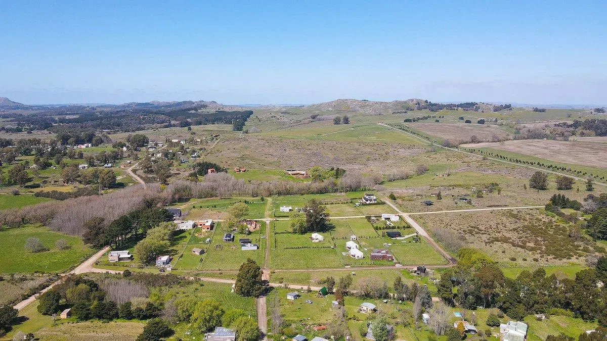 EN VENTA AMPLIO LOTE RESIDENCIALLA PORTEÑA TANDIL 5