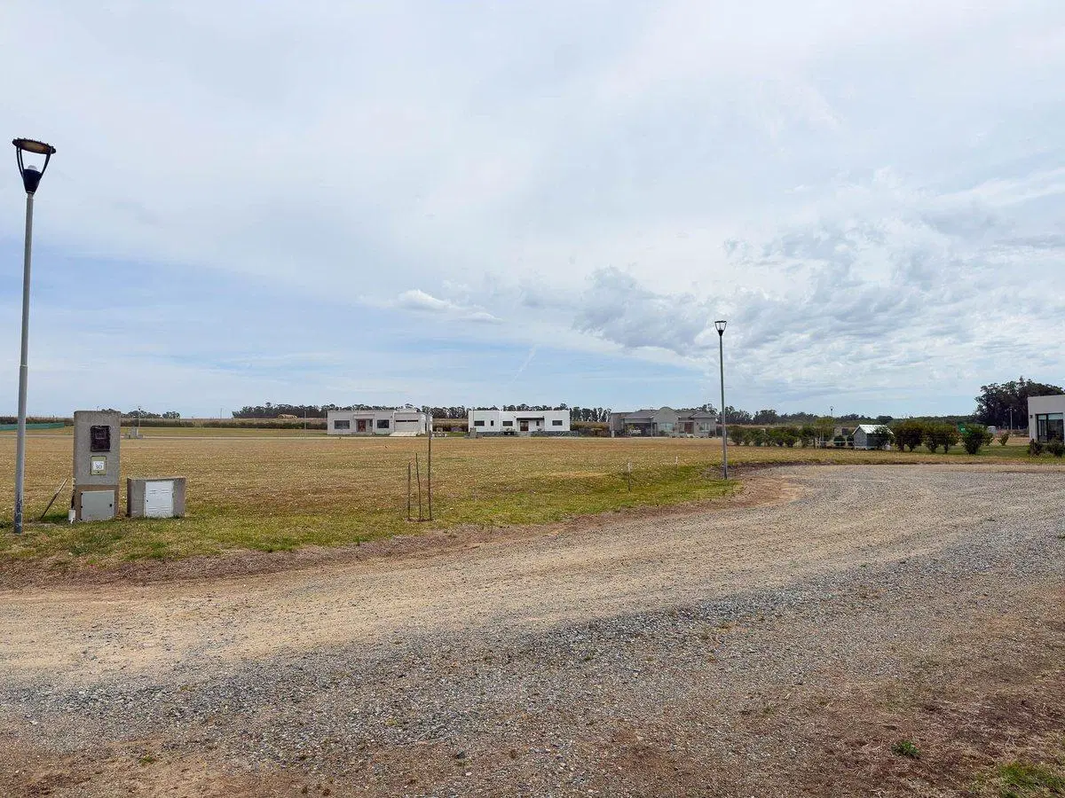LOTE EN BARRIO LA VAGUADA 4