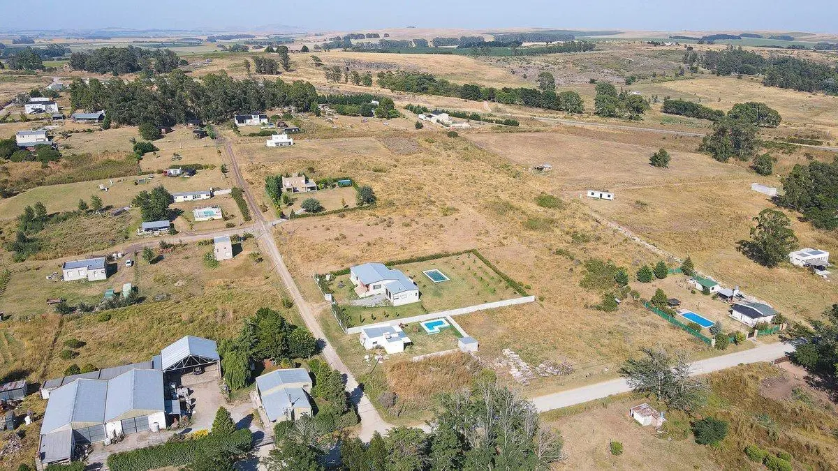 EN VENTA AMPLIO LOTE - TANDIL 5