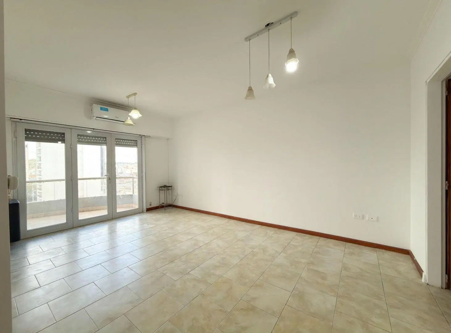 EN VENTA DEPARTAMENTO CENTRICO PRESTIGE TANDIL 5