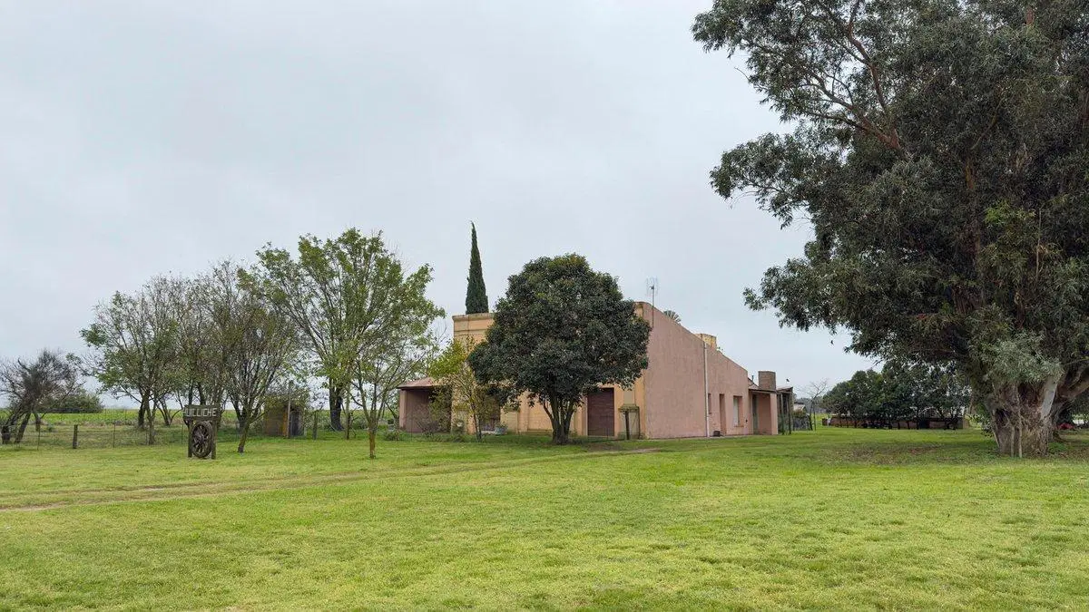 VENTA DE CHACRA EN ADOLFO GONZALEZ CHAVES 3