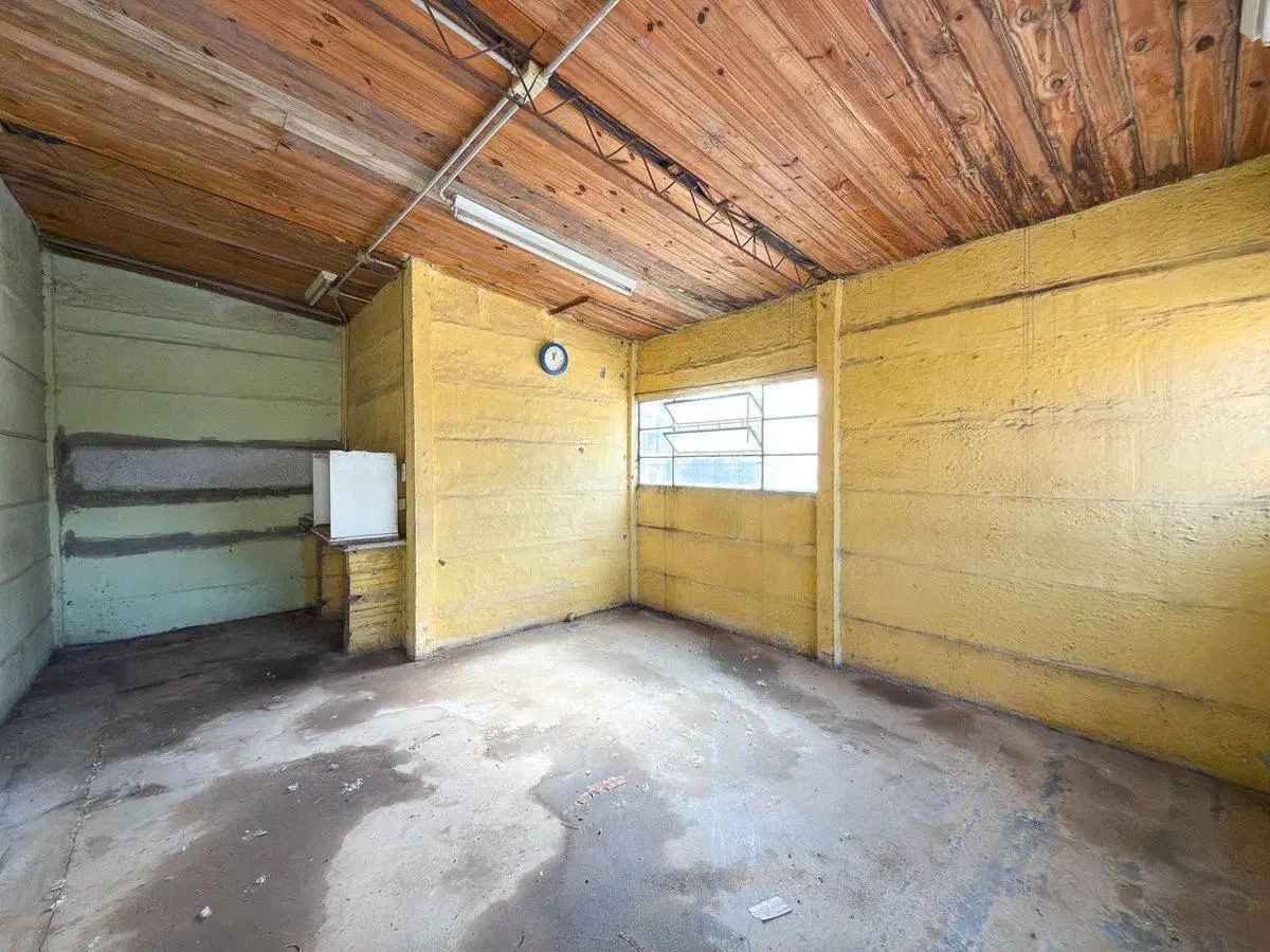 ALQUILER COMERCIAL AMPLIO GALPÓN EN TANDIL 4