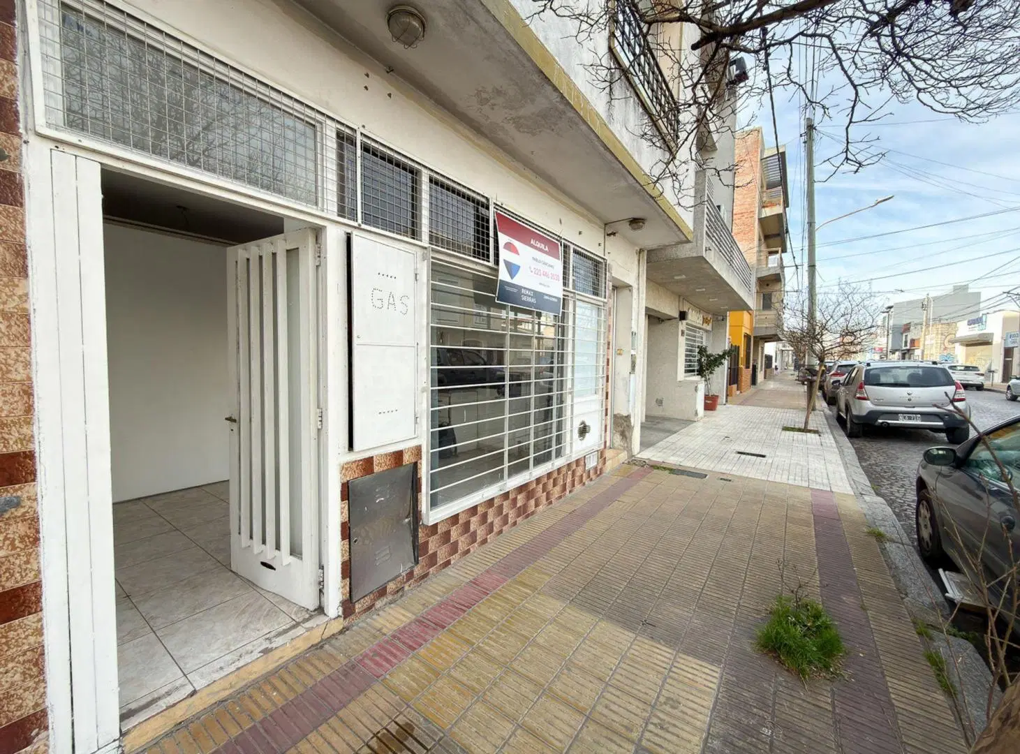 ALQUILER LOCAL COMERCIAL 3