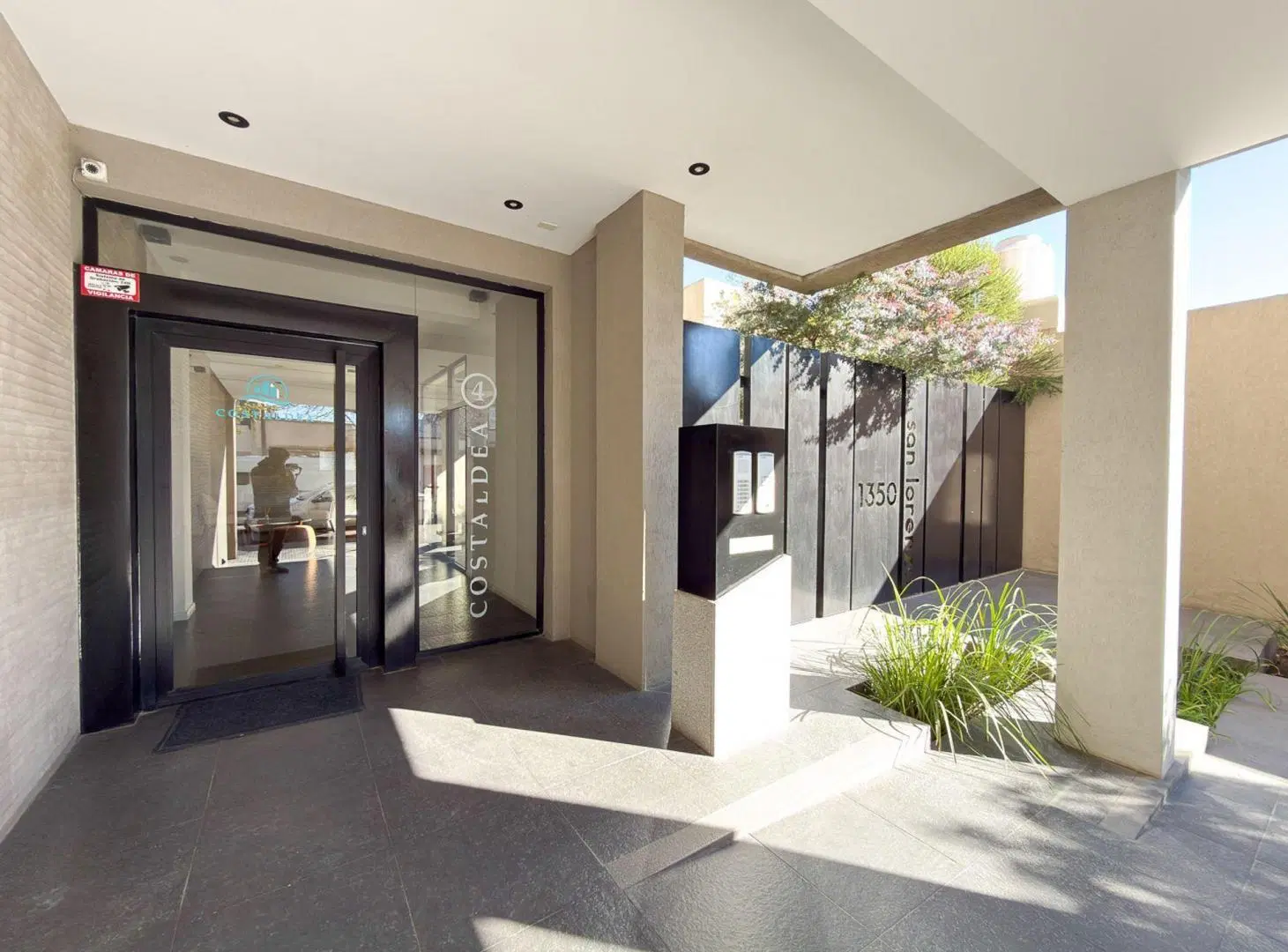 DEPARTAMENTO 2 DORMITORIOS VENTA TANDIL SUM 4