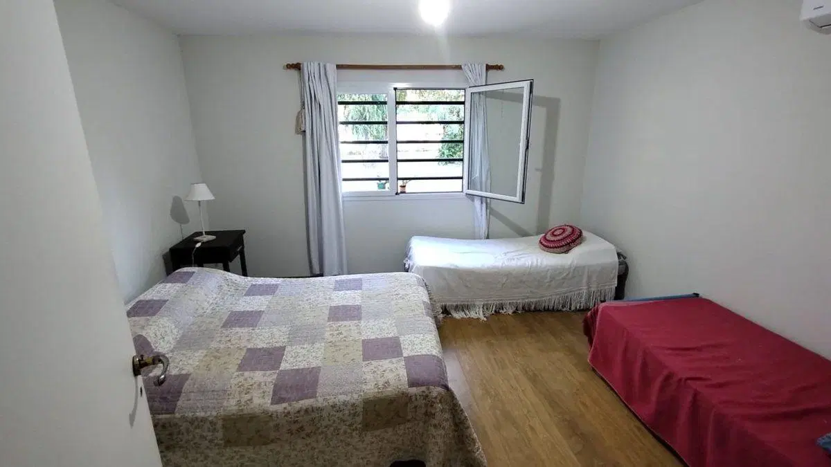 LOTE EN VENTA CON CONSTRUCCION Y PILETA OLAVARRIA 4