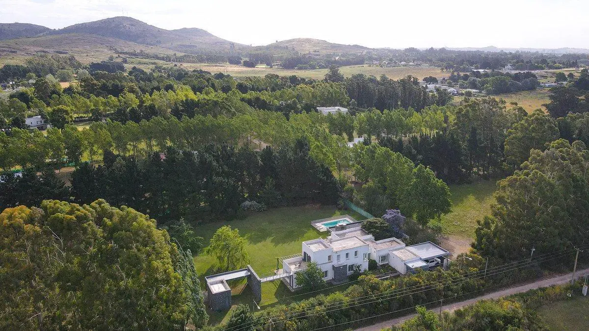 Hermosa casa en venta, "Chacras del paraiso" 5