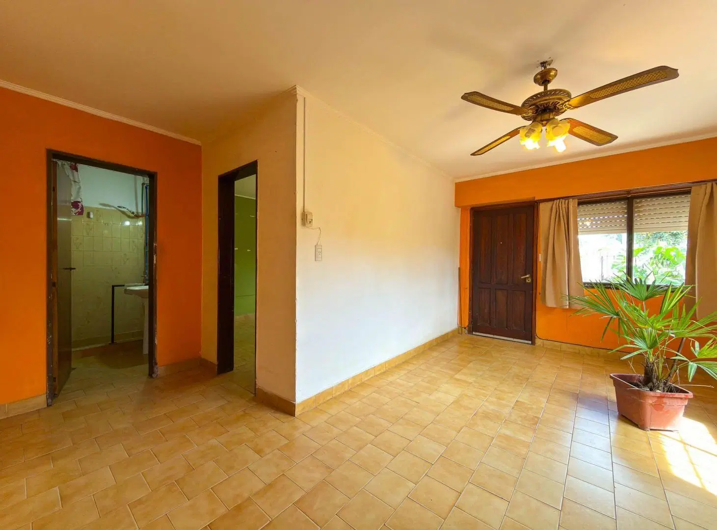 VENTA DE CASA DE DOS DORMITORIOS, TANDIL. 5