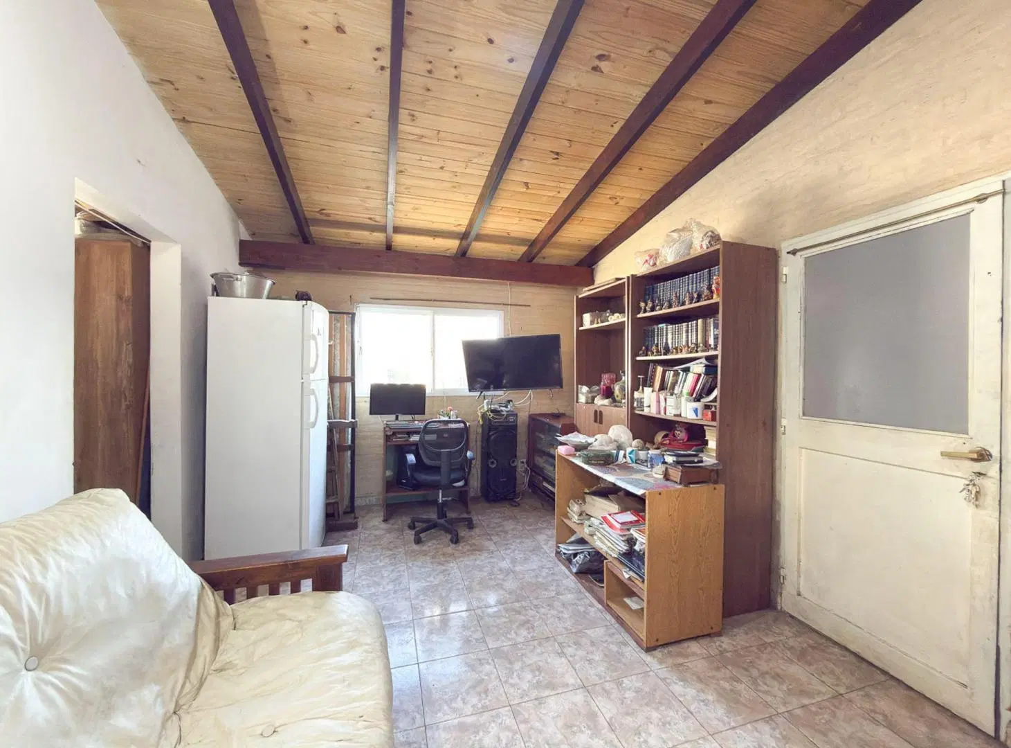 VENTA CASA SOBRE LOTE DE 331M2 TODOS LOS SERVICIOS 8