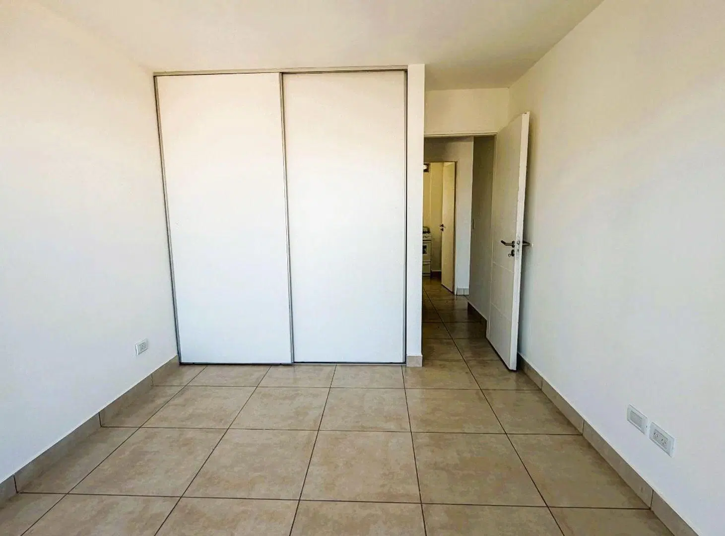 ALQUILER DEPARTAMENTO UN DORMITORIO SEMICENTRO 3