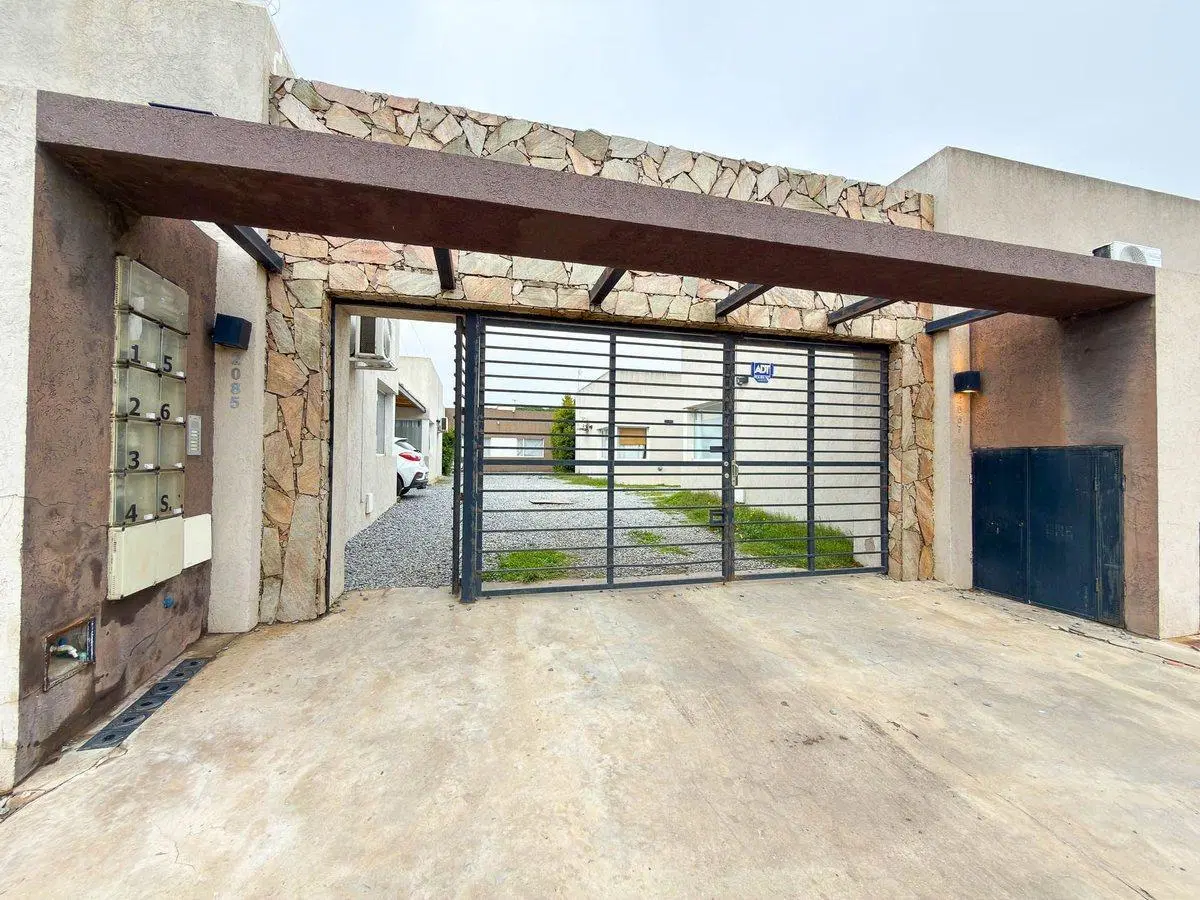 Venta Casa Apto Crédito 3 dormitorios Tandil 4