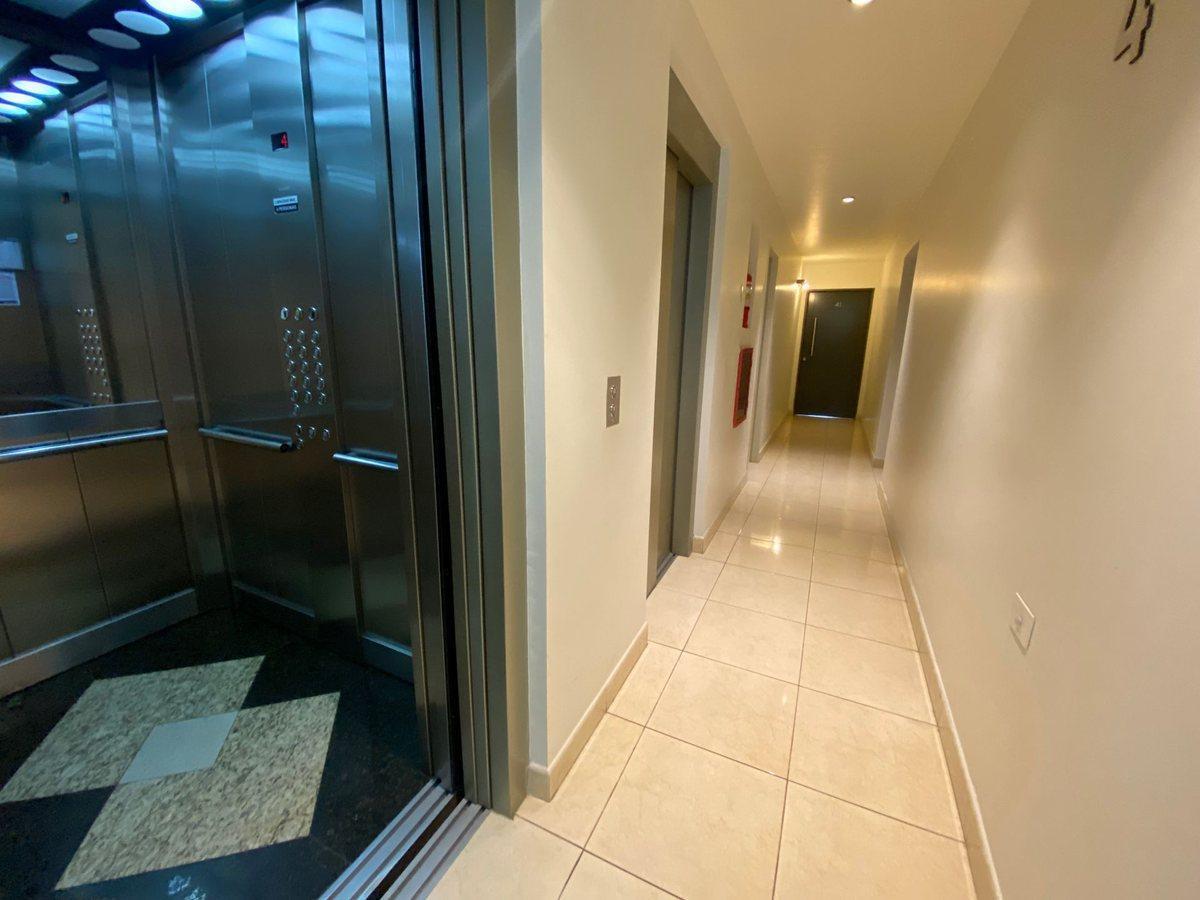 Foto de VENTA DEPARTAMENTO 2 DORMITORIOS CENTRO TANDIL SUM, imagen 2