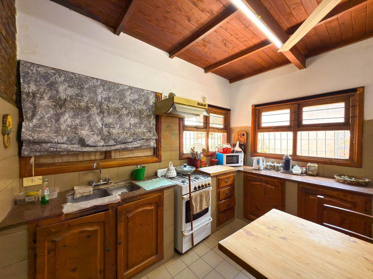 Foto de VENTA CASA SEMICENTRO TANDIL, imagen 1