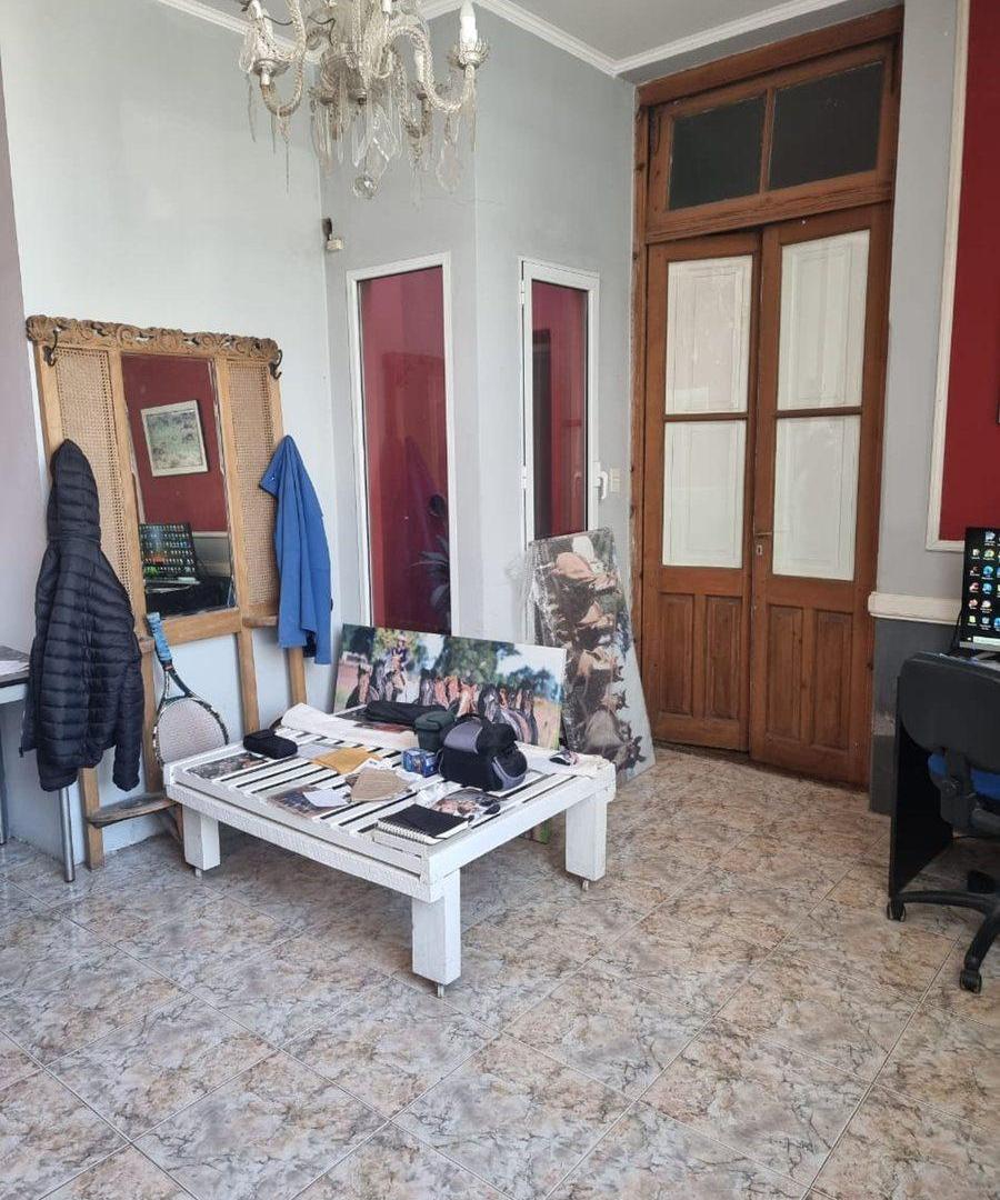 Foto de VENTA CASA Y 2 DEPARTAMENTOS PLENO CENTRO TANDIL, imagen 5