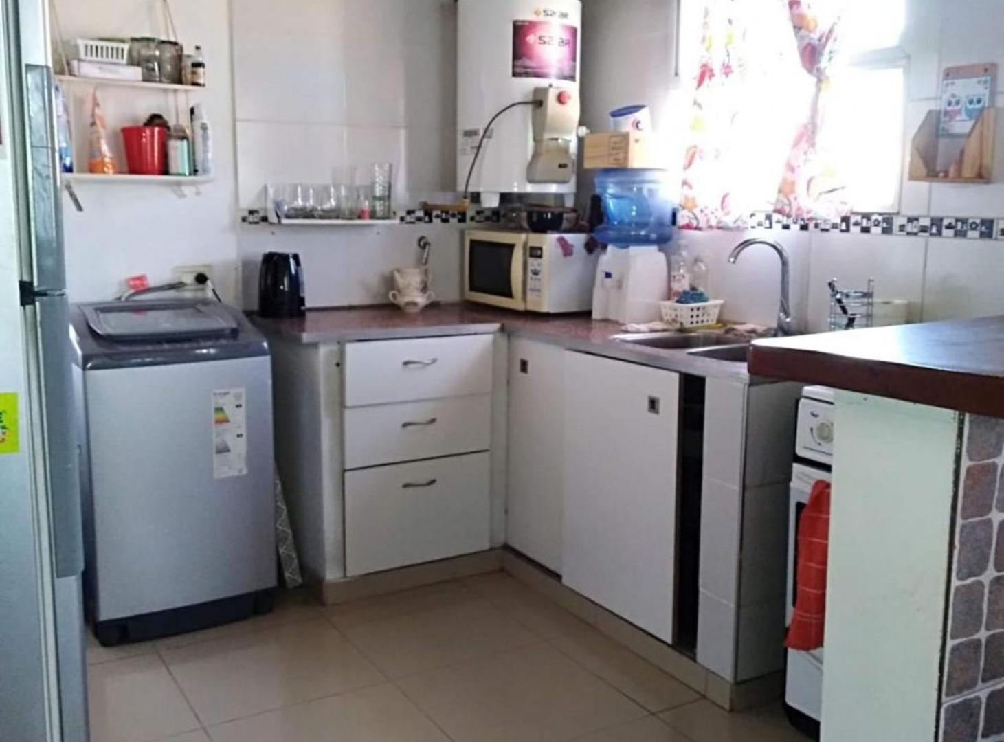 Foto de ALQUILER CASA CON PATIO, imagen 3