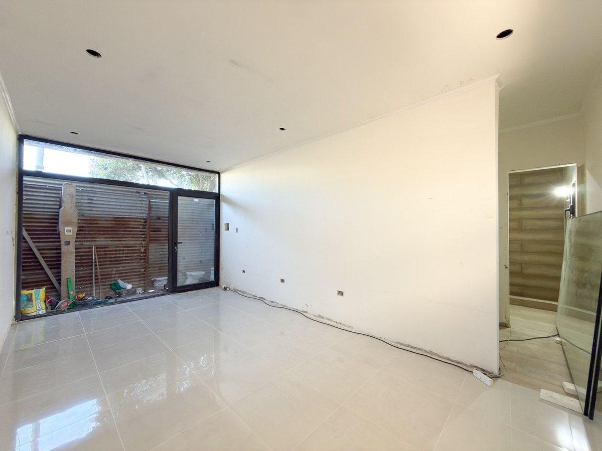 Foto de VENTA LOCAL COMERCIAL A ESTRENAR EN TANDIL, imagen 5
