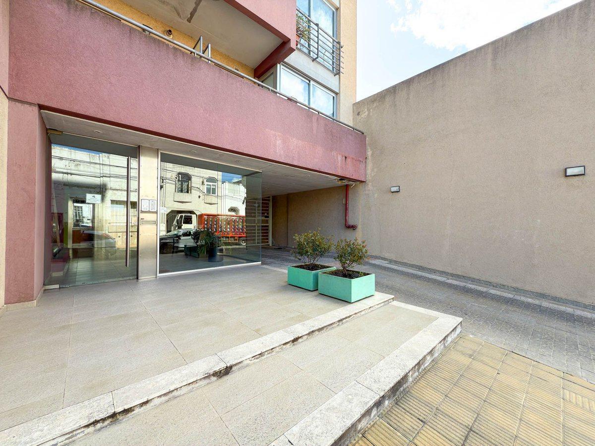 Foto de Venta Departamento Zona Centro - Tandil, imagen 3