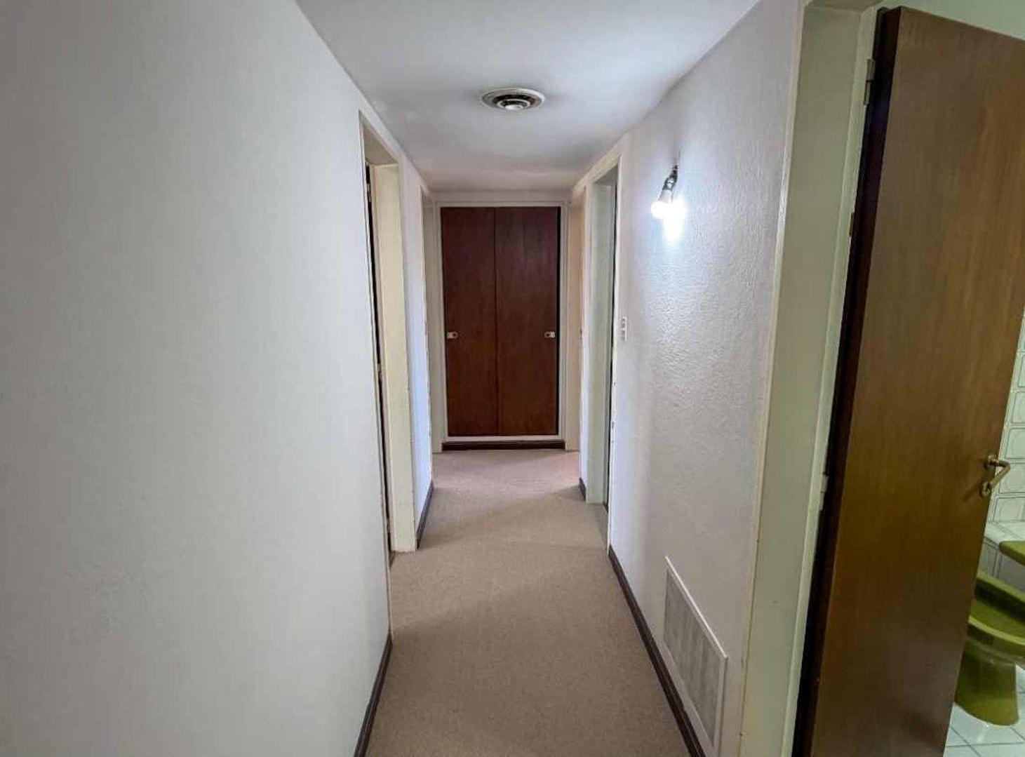 Foto de DEPARTAMENTO 3 DORMITORIOS CENTRO TANDIL, imagen 4