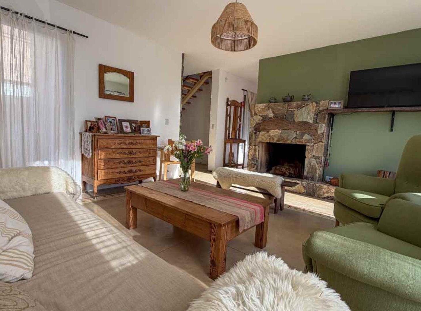 Foto de CASA 3 DORM EN BARRIO UNCAS - TANDIL, imagen 3