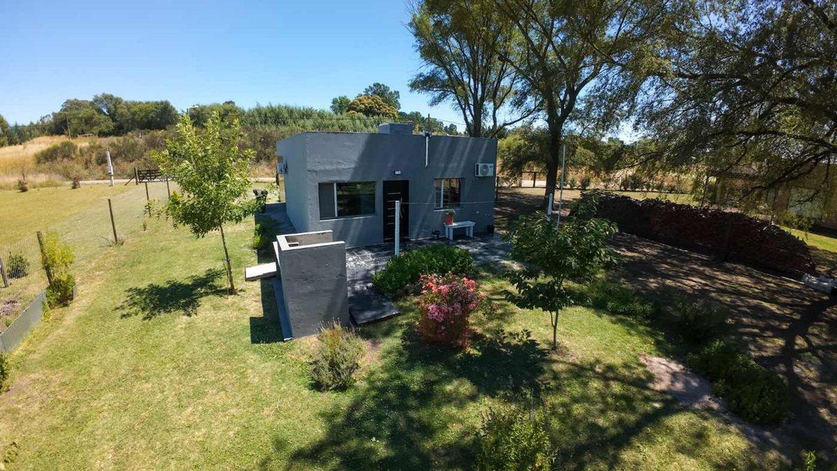 Foto de ALQUILER CASA 2 DORM 2 BAÑOS TANDIL, imagen 2