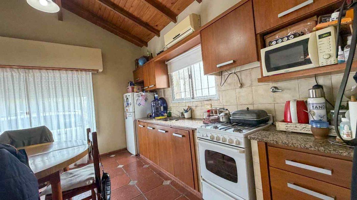Foto de CASA 3 DORMITORIOS BARRIO CASINO TANDIL, imagen 1