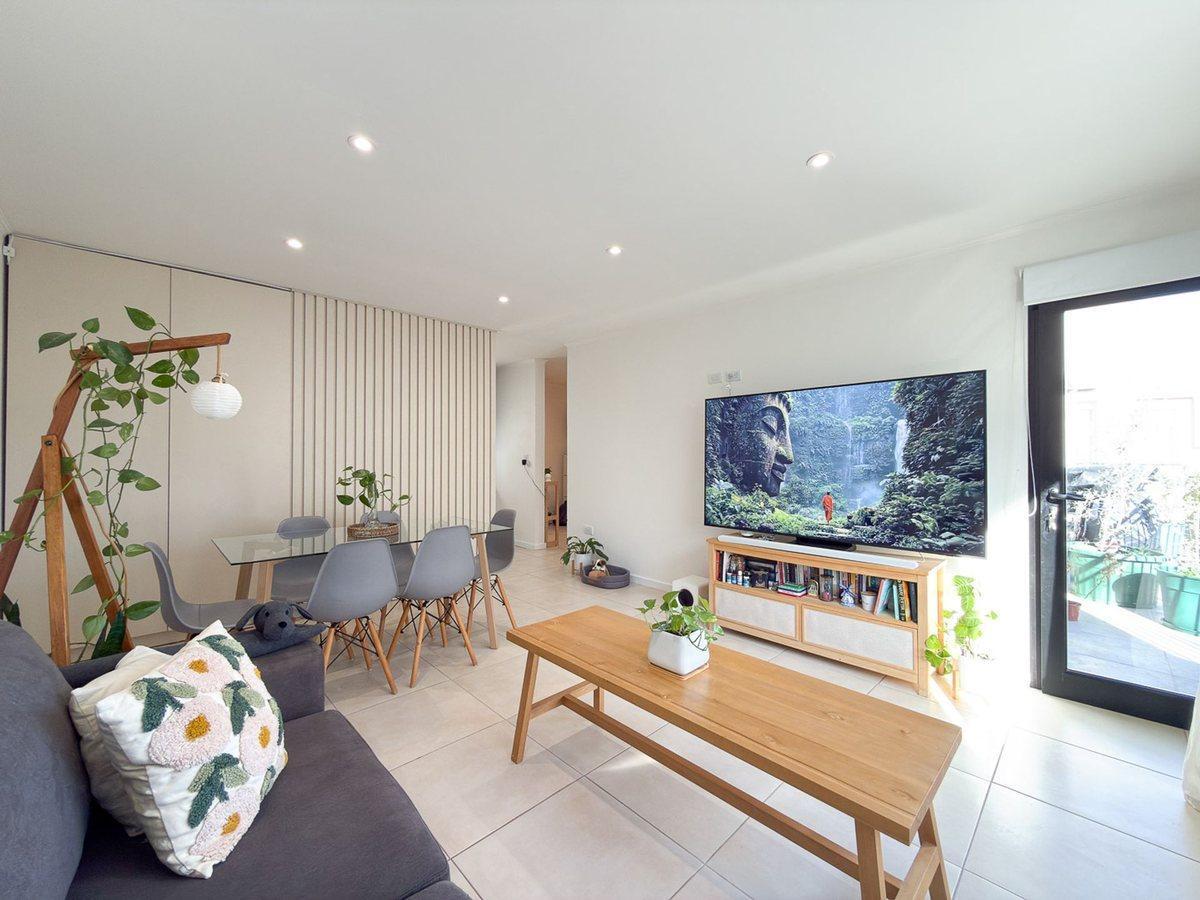 Foto de VENTA DEPARTAMENTO 2 DORMITORIOS COCHERA TANDIL, imagen 3