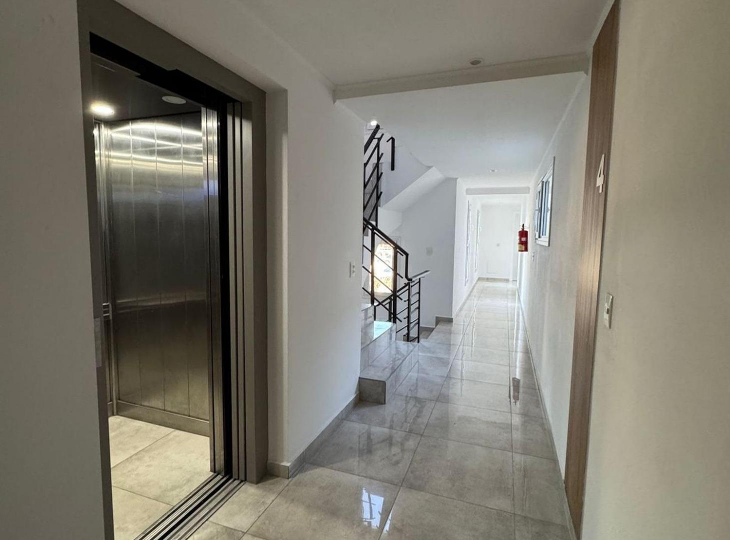 Foto de DEPARTAMENTO PREMIUM EN VENTA. TANDIL, imagen 1