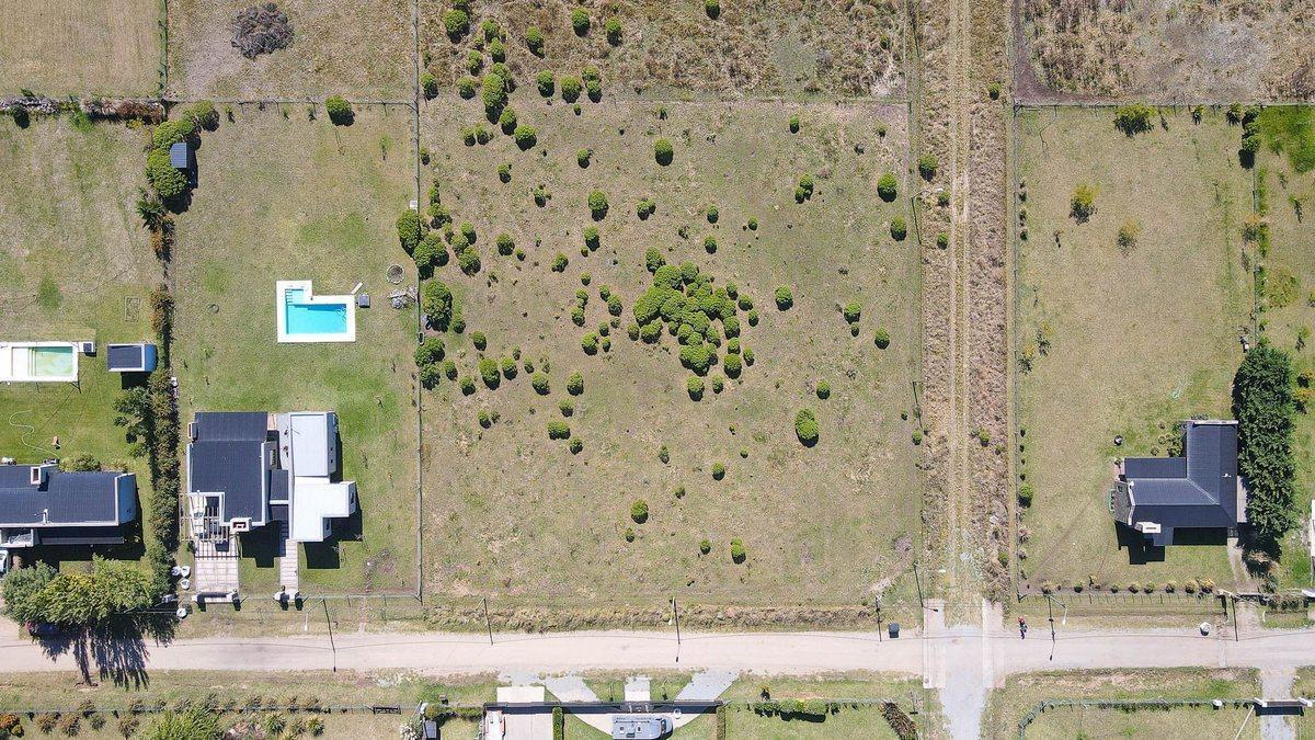 Foto de EN VENTA AMPLIO LOTE ZONA BARRIO GRADUADOS, imagen 5