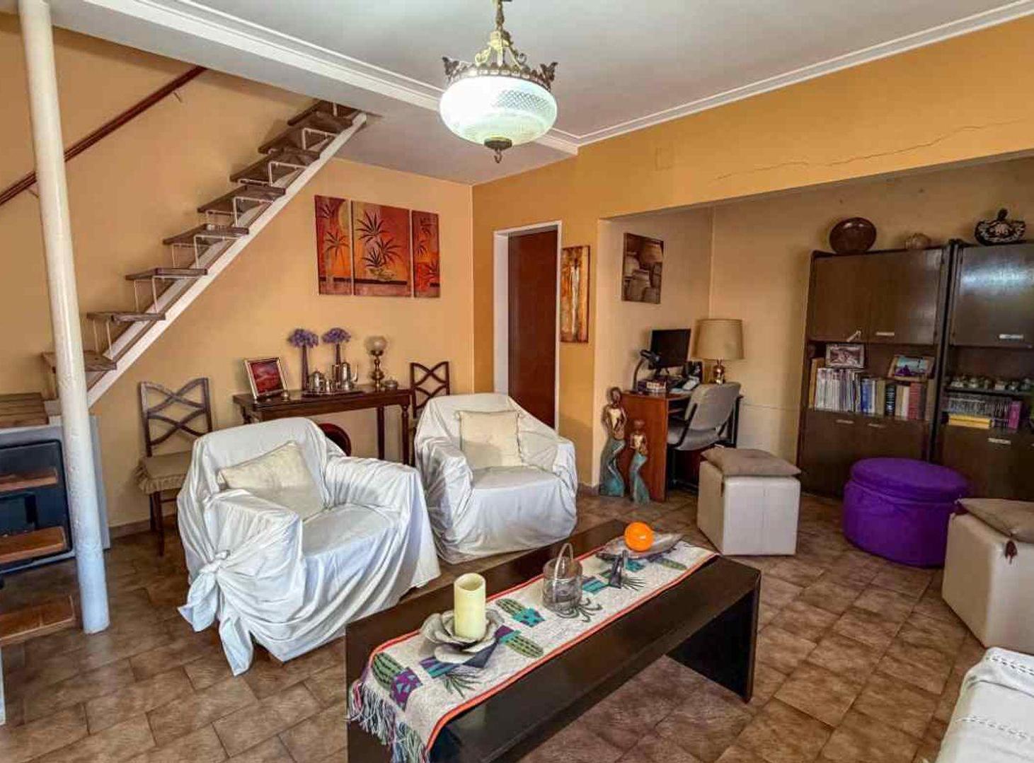 Foto de CASA 4 DORMITORIOS SEMICENTRO TANDIL, imagen 3