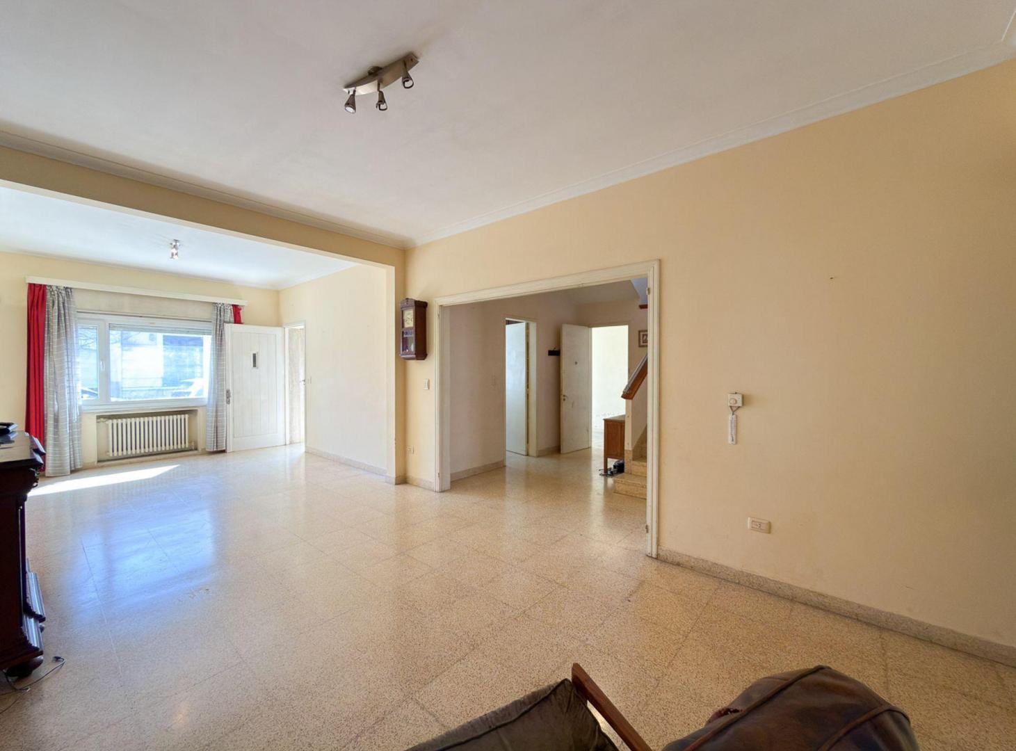 Foto de VENTA CASA 6 DORMITORIOS - CENTRO TANDIL, imagen 5