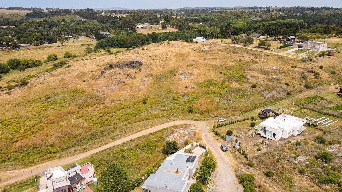 Foto de EN VENTA TERRENO DE 793M2 EN LOTEO ENTRE SIERRAS, imagen 2