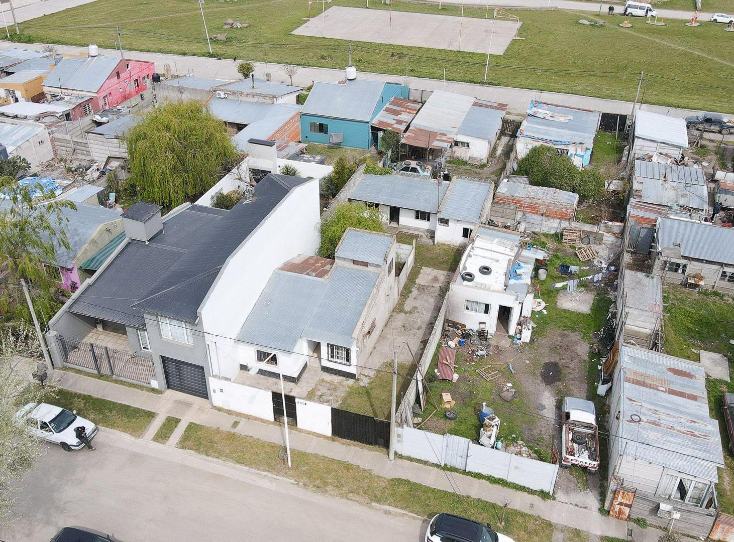 Foto de VENTA CASA 3 DORMITORIOS MÁS DEPARTAMENTO- TANDIL, imagen 4