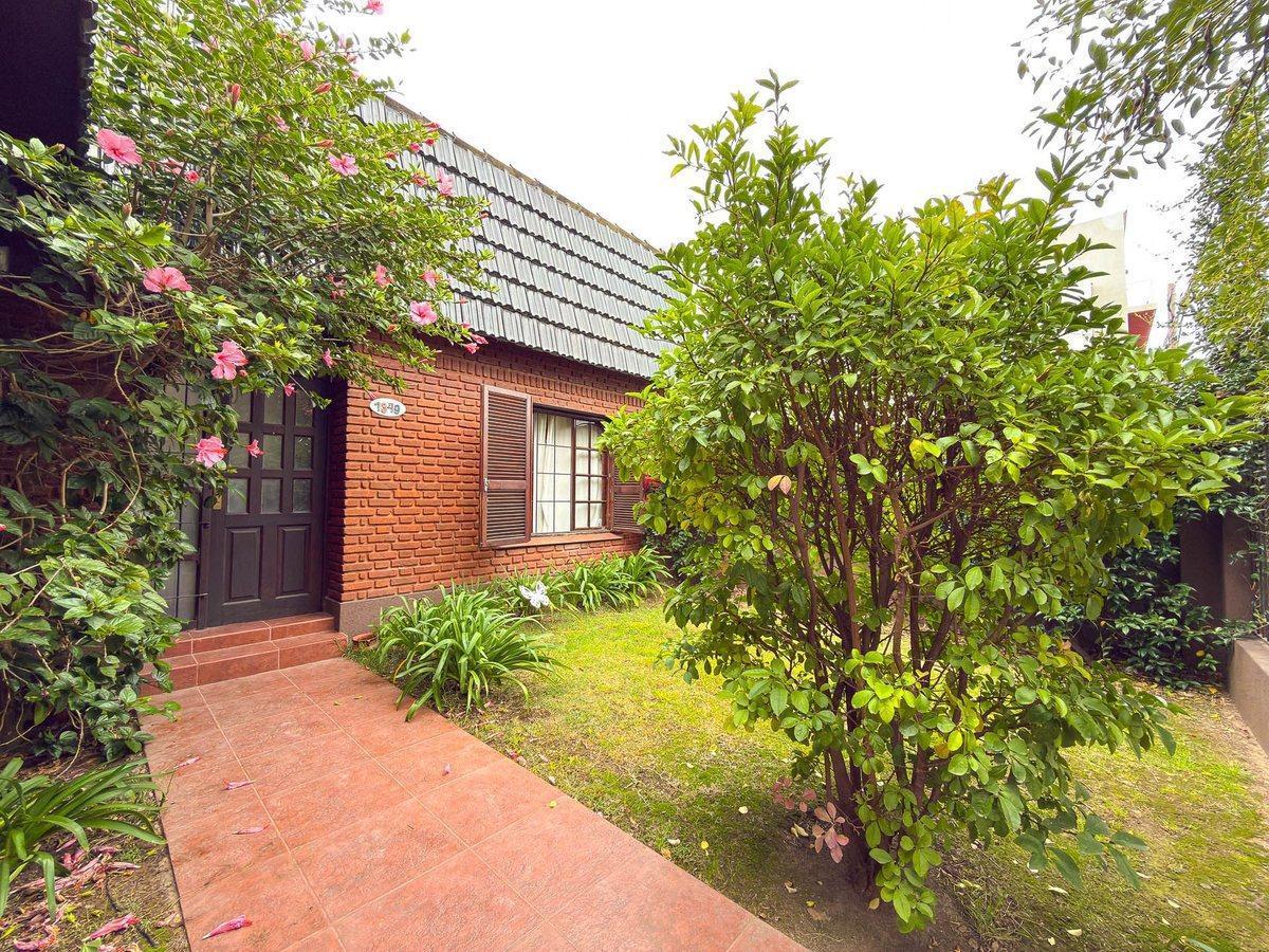 Foto de CASA 3 DORMI CON PATIO Y GARAGE- SEMICENTRO TANDIL, imagen 3